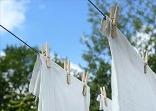 英國研發太陽能紗線技術，未來衣服曬一曬就可為手機充電